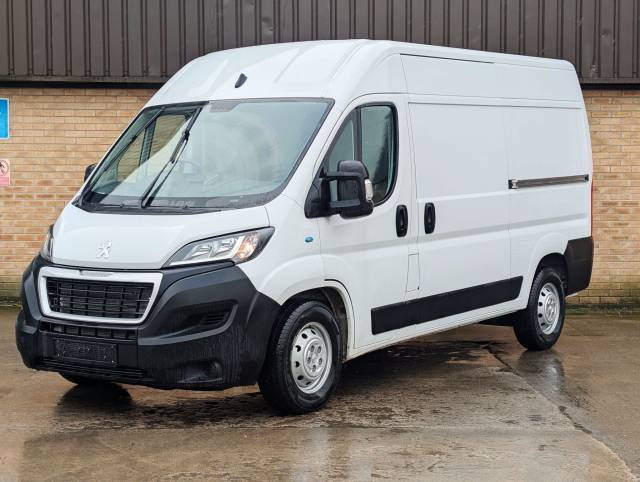 2023 Peugeot e-boxer 435 37kWh Professional Auto L2 H2 5dr