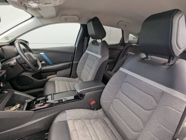 2021 Citroen e-C4 50kWh Shine Auto 5dr