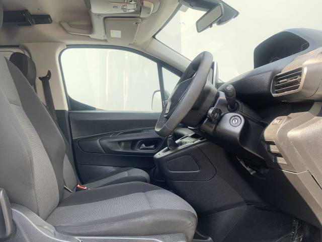 2022 Peugeot Partner 1.5 BlueHDi 850 Professional Premium Long Crew Van LWB Euro 6 6dr