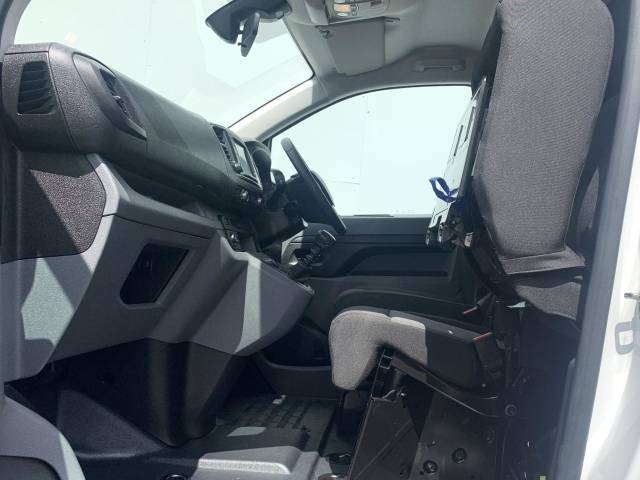 2022 Peugeot Expert 1.5 BlueHDi 1000 Professional Premium Standard Panel Van MWB Euro 6 (s/s) 6dr