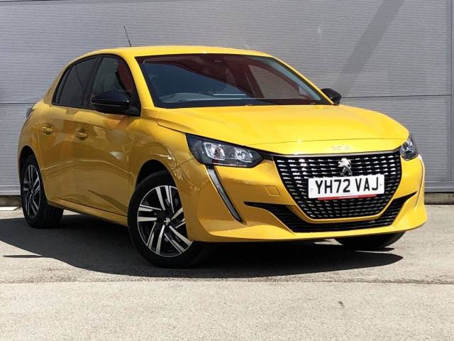 Peugeot 208 1.2 PureTech Allure Premium + Euro 6 (s/s) 5dr Hatchback Petrol Yellow