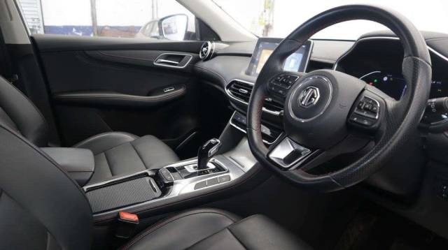 2023 MG MG HS 1.5 T-GDI SE 5dr DCT
