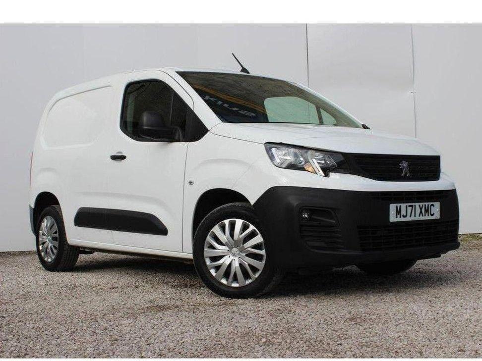 2021 Peugeot Partner