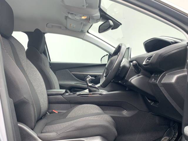 2022 Peugeot 3008 1.2 PureTech Active Premium Euro 6 (s/s) 5dr