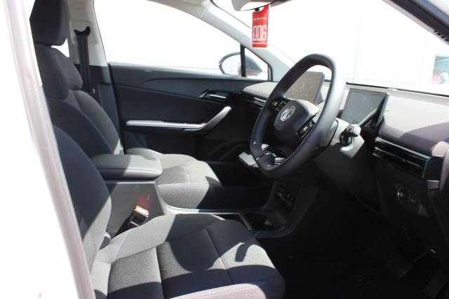 2025 MG MG 4 0.0 150kW SE [Nav] EV Long Range 64kWh 5dr Auto