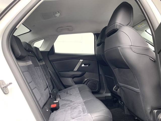 2024 Citroen C4 X 1.2 PureTech MAX Fastback EAT8 Euro 6 (s/s) 4dr