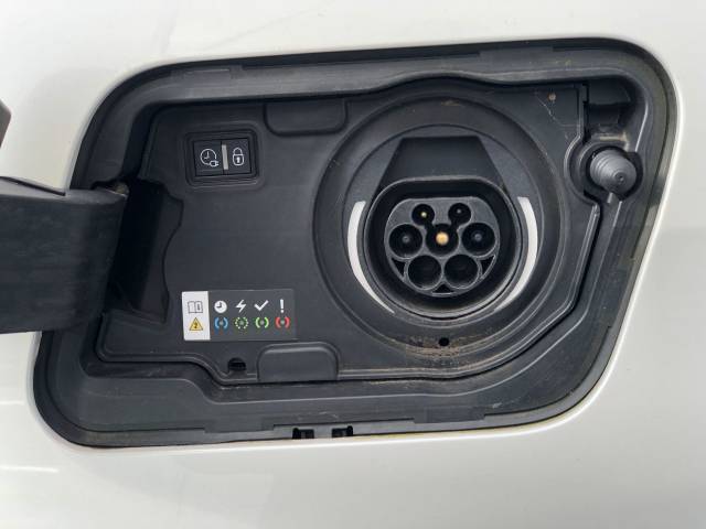 2021 Peugeot 3008 1.6 13.2kWh GT e-EAT Euro 6 (s/s) 5dr