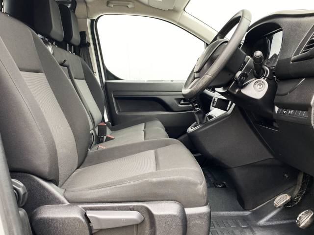 2023 Peugeot Expert 1400 2.0 BlueHDi 145 Professional Premium + Van