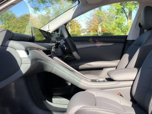 MG MG IM6 1.5 100kWh Long Range SUV 5dr Electric Auto (407 ps)