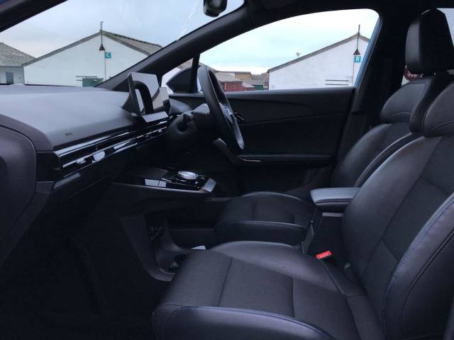 2023 MG MG 4 0.0 150kW Trophy EV Long Range 64kWh 5dr Auto