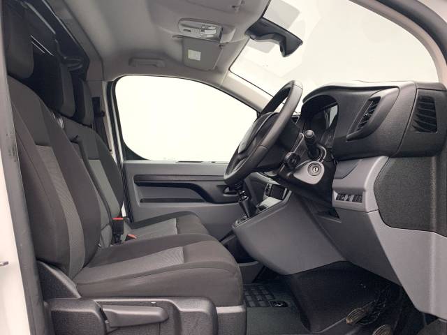 2022 Peugeot Expert 2.0 BlueHDi 1400 Professional Premium Standard Panel Van MWB Euro 6 (s/s) 6dr