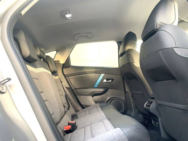 2023 Citroen e-C4 50kWh C-Series Edition Auto 5dr (7.4kW Charger)