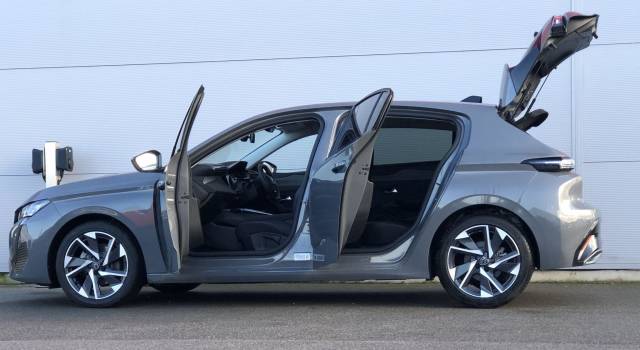 2023 Peugeot 308 1.2 PureTech Allure Premium EAT Euro 6 (s/s) 5dr