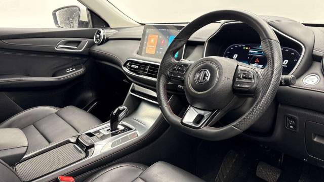 2023 MG MG HS 1.5 T-GDI PHEV SE 5dr Auto