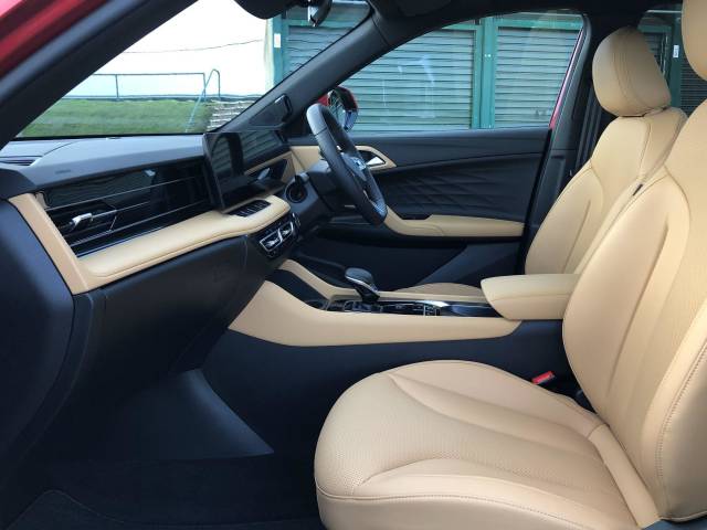 2025 MG MG HS 1.5 T-GDI PHEV Trophy 5dr Auto