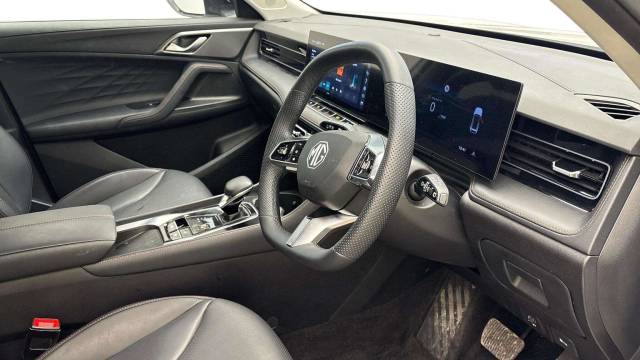 2024 MG MG HS 1.5 T-GDI Trophy 5dr DCT