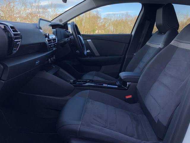 2024 Citroen C4 1.2 PureTech MAX EAT8 Euro 6 (s/s) 5dr