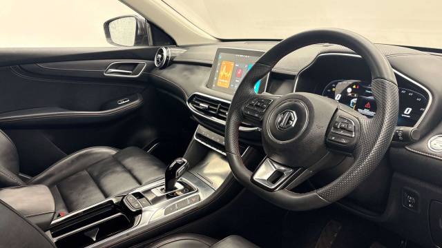 2023 MG MG HS 1.5 T-GDI PHEV SE 5dr Auto