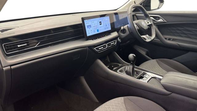 2024 MG MG HS 1.5 T-GDI SE 5dr