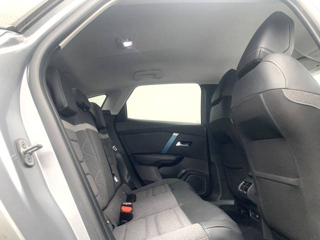 2022 Citroen e-C4 50kWh Shine Edition Hatchback 5dr Electric Auto (11kW Charger) (136 ps)