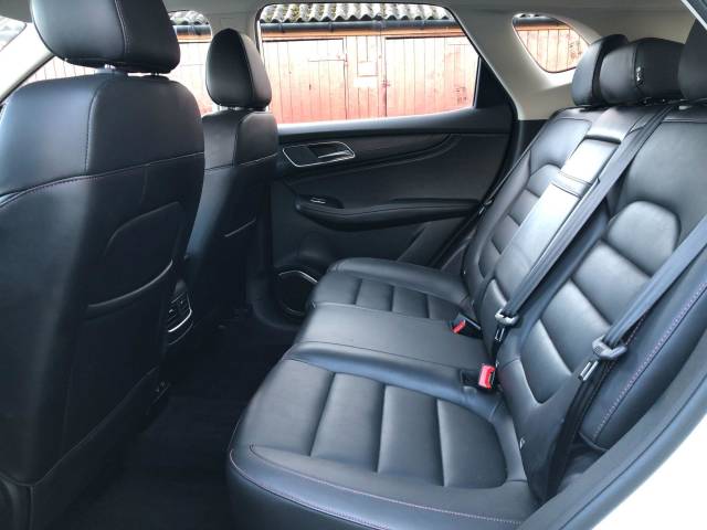 2023 MG MG HS 1.5 T-GDI PHEV SE 5dr Auto