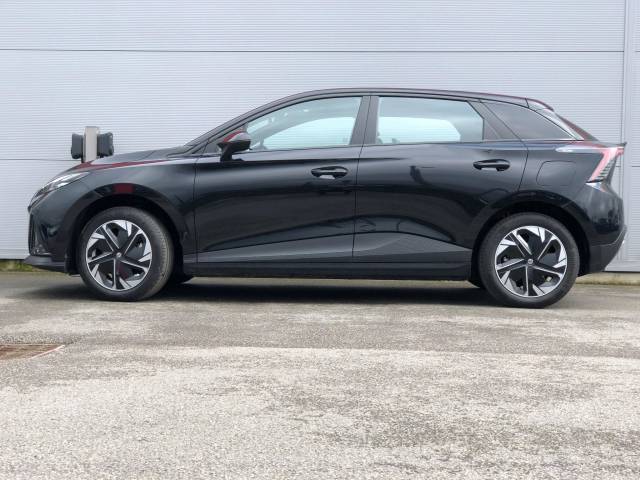 2025 MG MG 4 0.0 150kW SE EV Long Range 64kWh 5dr Auto