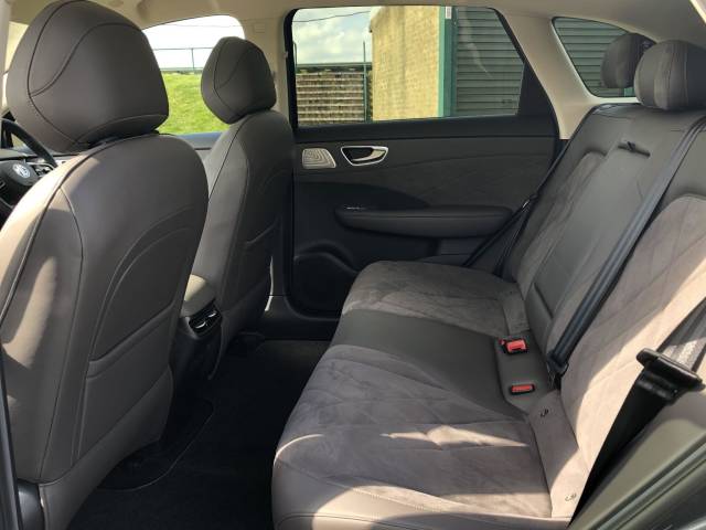 2025 MG MGS6 0.0 266kW Trophy EV Dual Motor 77kWh 5dr Auto