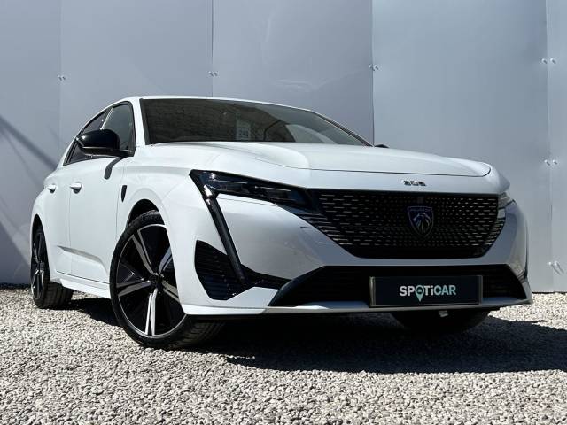 Peugeot 308 1.2 Hybrid 136 GT 5dr e-DSC6 Hatchback Petrol WHITE