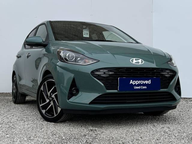 Hyundai i10 1.2 [79] Premium 5dr [Nav] Hatchback Petrol GREEN