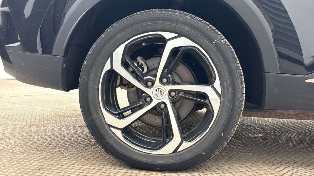 2024 MG MG HS 1.5 T-GDI PHEV SE 5dr Auto