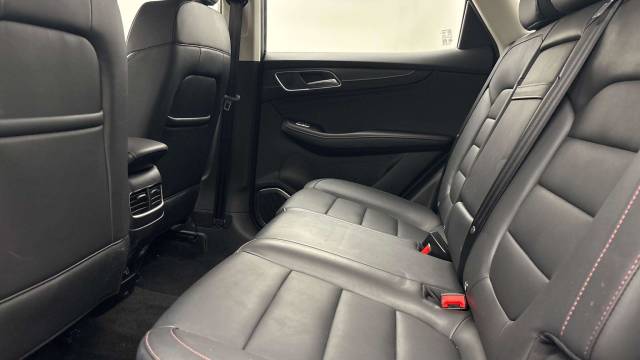 2024 MG MG HS 1.5 T-GDI PHEV SE 5dr Auto