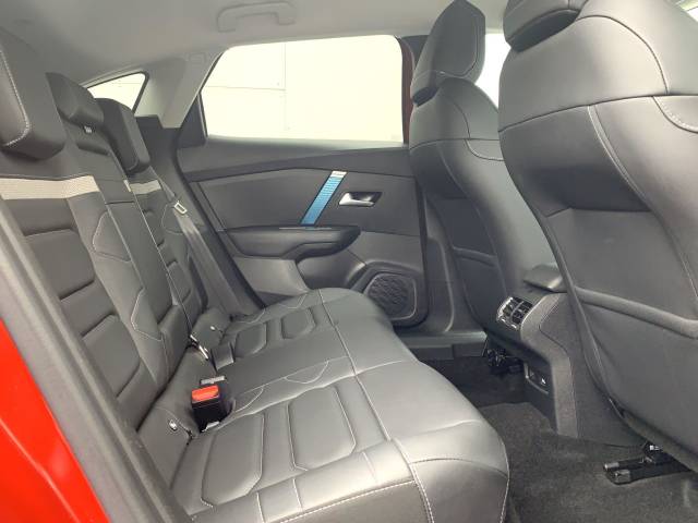 2023 Citroen e-C4 50kWh Shine Plus Auto 5dr (7.4kW Charger)