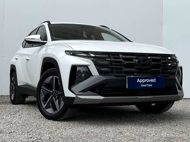 Hyundai TUCSON 1.6T Plug-in Hybrid Premium 5dr Auto Estate Petrol / Electric Hybrid WHITE