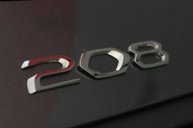 2023 Peugeot 208 1.2 PureTech Allure Premium + Euro 6 (s/s) 5dr