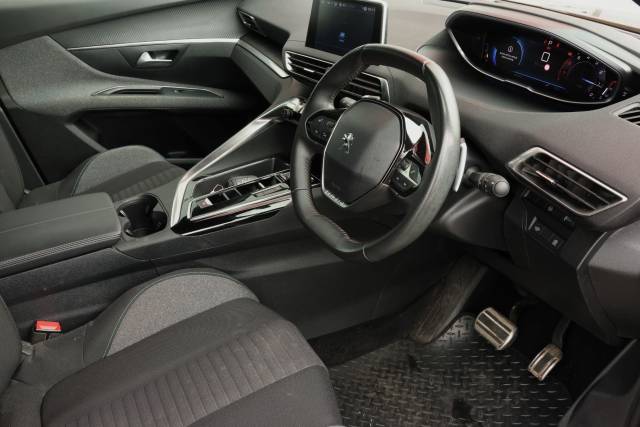 2023 Peugeot 5008 1.2 PureTech Active Premium + EAT Euro 6 (s/s) 5dr