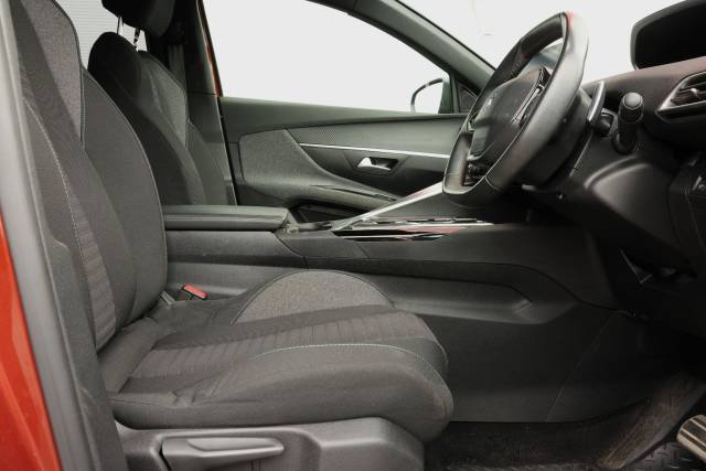 2023 Peugeot 5008 1.2 PureTech Active Premium + EAT Euro 6 (s/s) 5dr