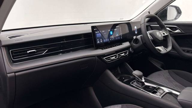 2026 MG MG HS 1.5 T-GDI Hybrid+ SE 5dr Auto