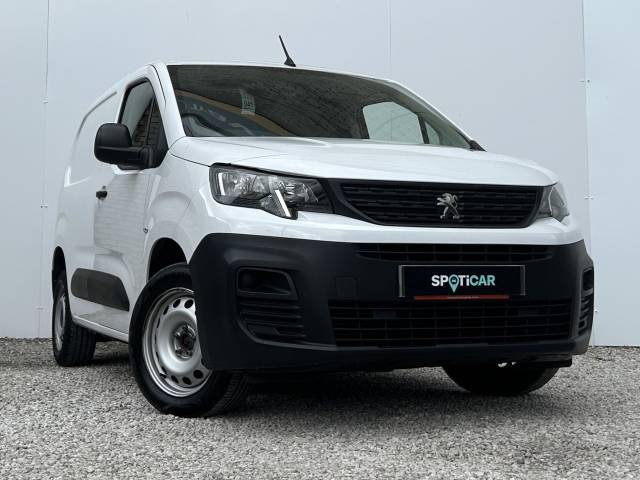 Peugeot Partner 1000 1.5 BlueHDi 100 Professional Premium + Van Panel Van Diesel WHITE
