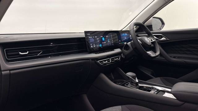 2026 MG MG HS 1.5 T-GDI Hybrid+ SE 5dr Auto