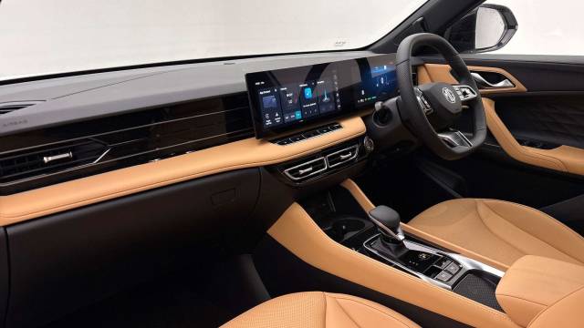 2026 MG MG HS 1.5 T-GDI Hybrid+ Trophy 5dr Auto