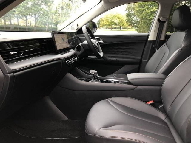 2026 MG MG HS 1.5 T-GDI Hybrid+ Trophy 5dr Auto