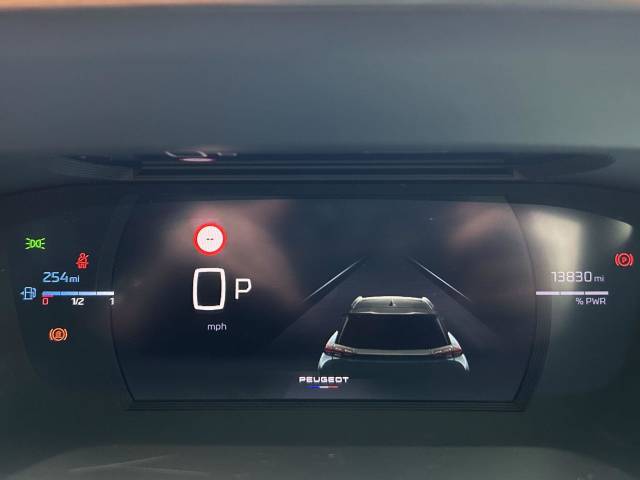 2025 Peugeot 2008 1.2 Hybrid 136 GT 5dr e-DSC6
