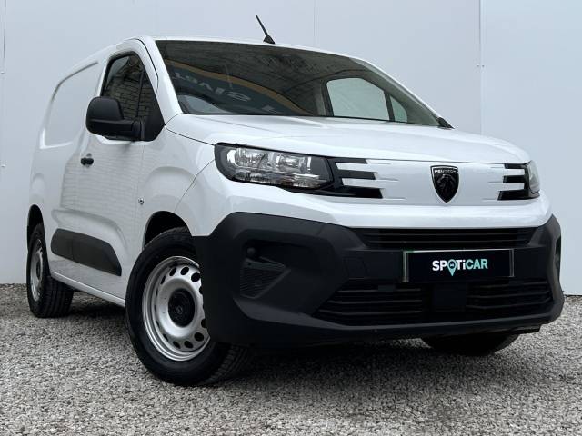 Peugeot e-Partner 100kW 52kWh Professional Van Auto Panel Van Electric WHITE