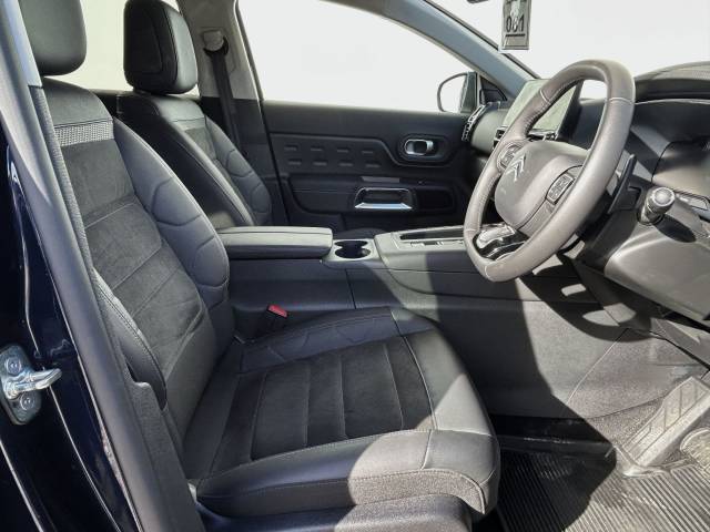 2025 Citroen C5 Aircross 1.2 Hybrid 136 Max Edition 5dr e-DCS6