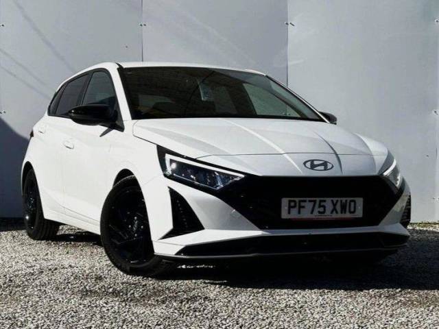 Hyundai i20 1.0T GDi 90 Black Line 5dr DCT Hatchback Petrol WHITE