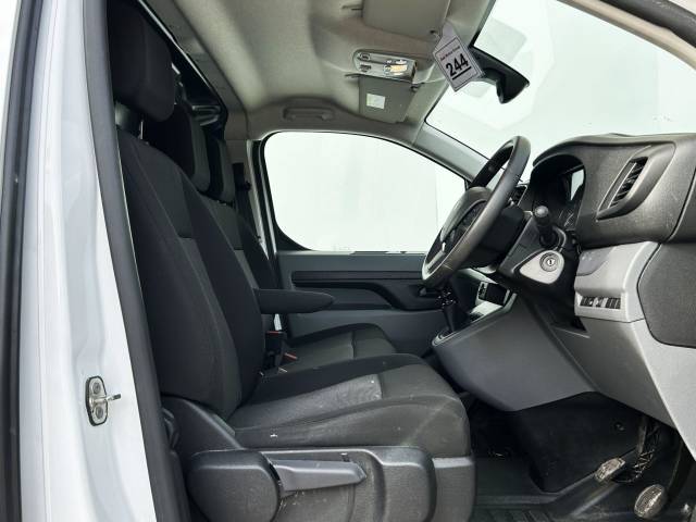 2023 Peugeot Expert 1000 1.5 BlueHDi 100 Professional Premium Van