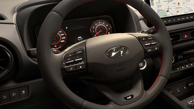 Hyundai KONA - Interior