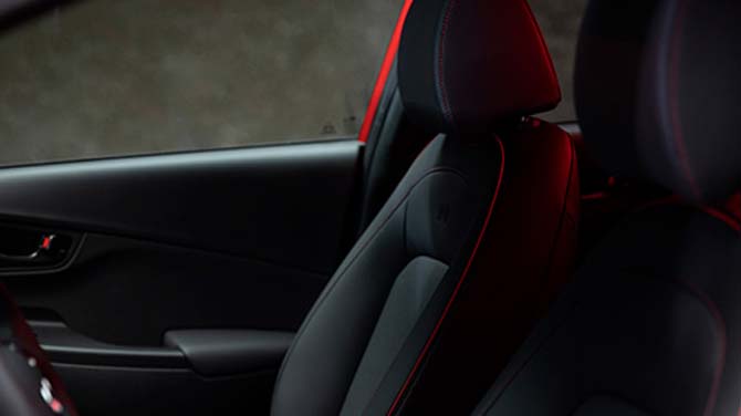 Hyundai KONA - Interior