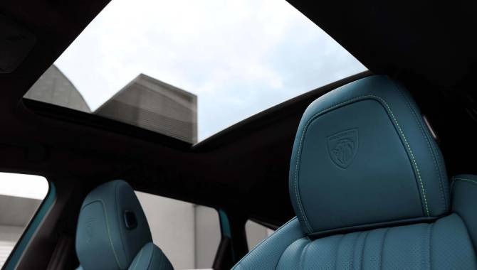 New Peugeot 308 SW - Interior